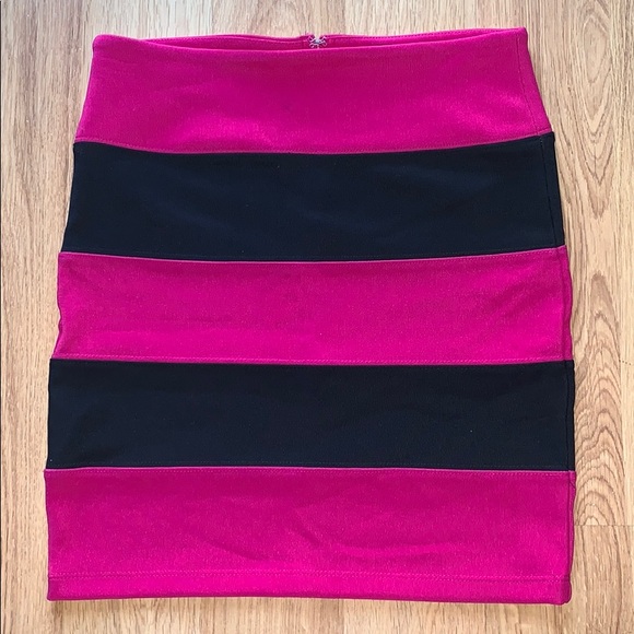 Forever 21 Skirt - Picture 1 of 3